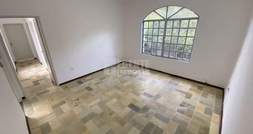 Ótimo apartamento de 3 dormitórios no bairro pantanal, perto da ufsc!
