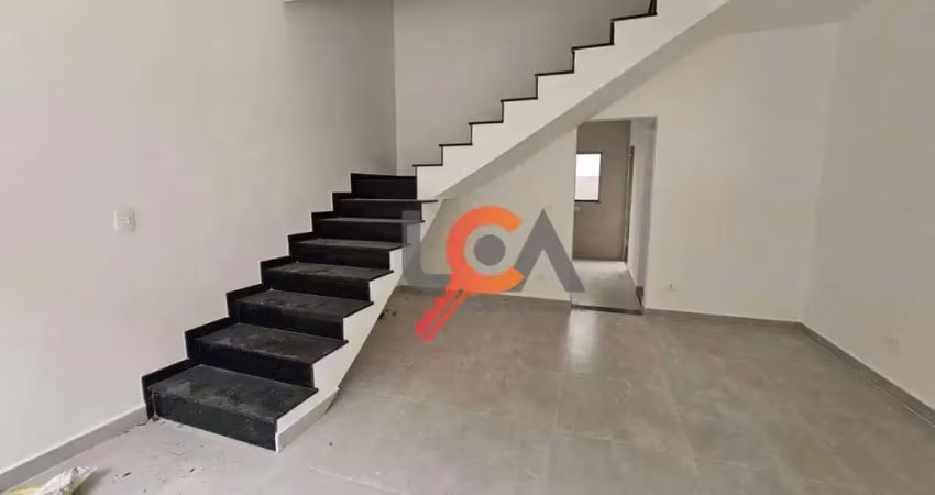 Sobrado com 2 dormitórios à venda, 75 m² por R$ 450.000,00 - Cidade Jardim - Caraguatatuba/SP