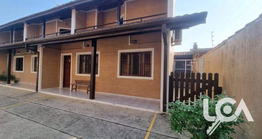 Casa com 2 dormitórios à venda, 74 m² por R$ 650.000,00 - Massaguaçu - Caraguatatuba/SP