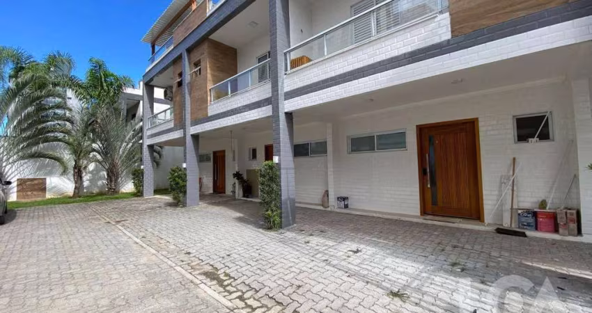 Sobrado com 2 dormitórios à venda, 135 m² por R$ 650.000 - Massaguaçu - Caraguatatuba/SP