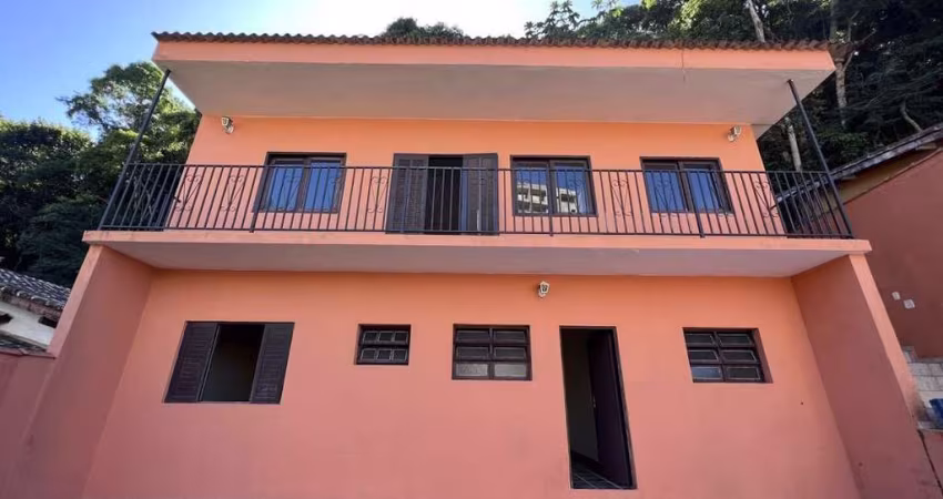 Sobrado com 3 dormitórios à venda, 378 m² por R$ 620.000,00 - Prainha - Caraguatatuba/SP