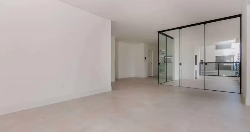 Apartamento com 3 quartos à venda na Rua 207, 348, Meia Praia, Itapema