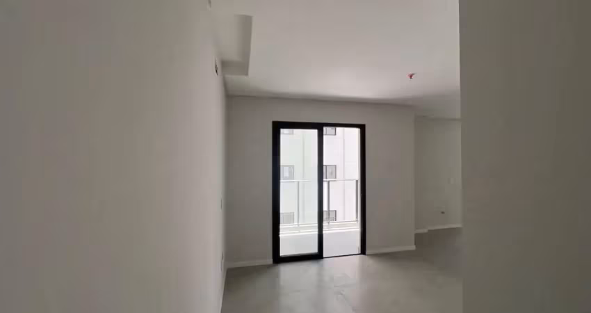 Flat com 1 quarto à venda na Rua 317, 82, Meia Praia, Itapema