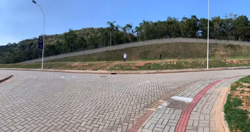 Terreno à venda na Rua José Correa da Luz, 1100, Rio do Meio, Camboriú