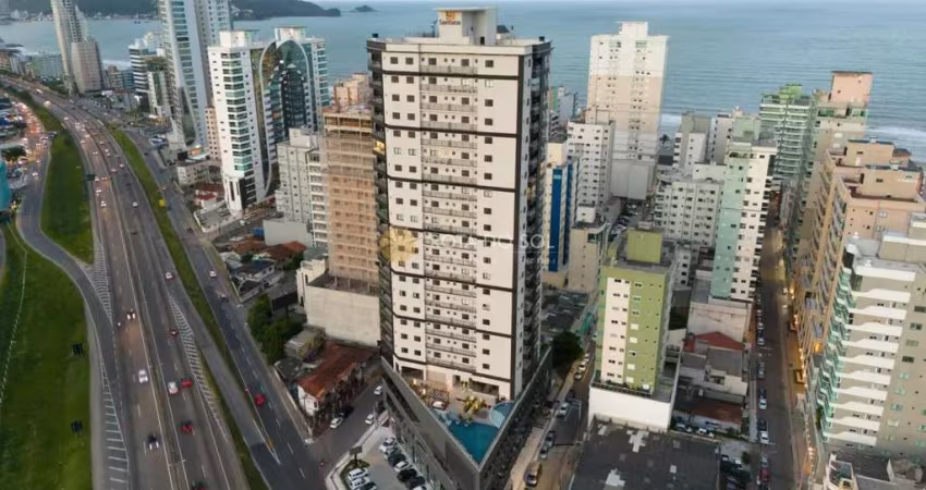 Zurich apartamento com 3 suítes e 2 vagas na Meia Praia