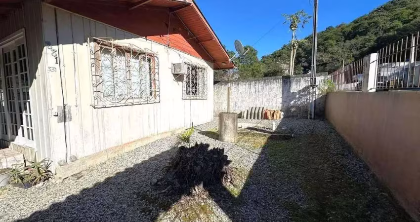 Casa à venda 3 quartos com terreno amplo em alto são bento itapema/sc