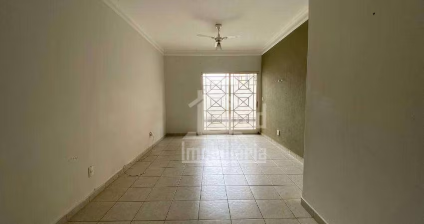 Apartamento TÉRREO com QUINTAL na Zona Sul com 3 dormitórios para alugar, 74 m² por R$ 2.000/mês - Residencial Flórida - Ribeirão Preto/SP