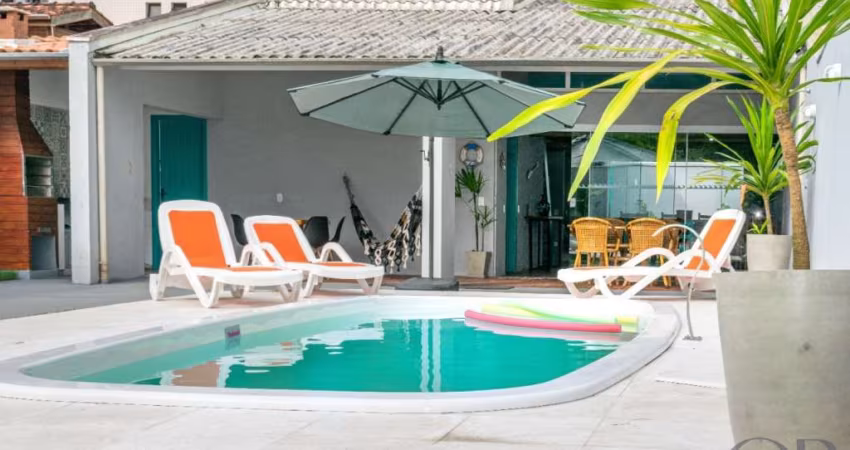 CASA  COM 3 DORMITÓRIOS NO ITAGUÁ.