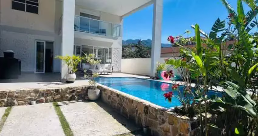 Casa em condomínio fechado com 4 quartos à venda em Horto Florestal, Ubatuba 