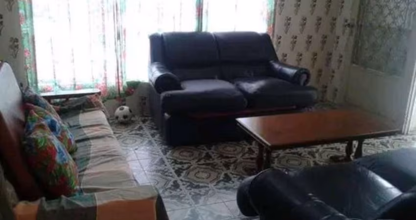 SOBRADO COM 6 DORMITÓRIOS NO ITAGUÁ.