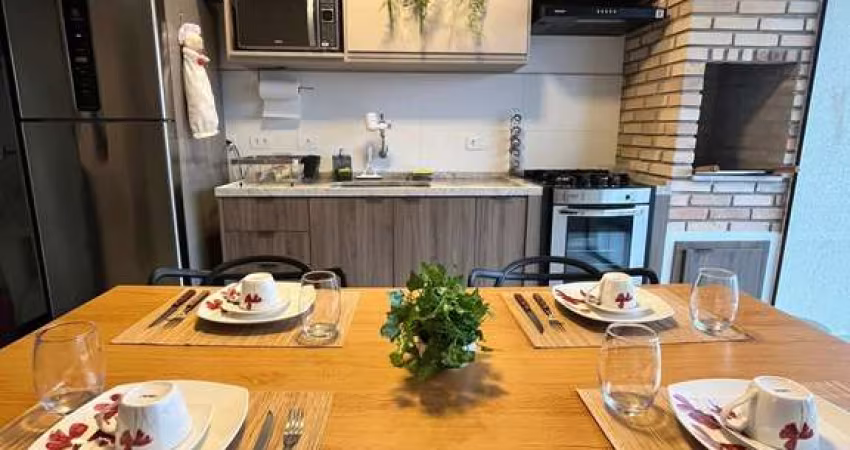 APARTAMENTO MOBILIADO COM 2 DORMITÓRIOS NO ITAGUÁ.