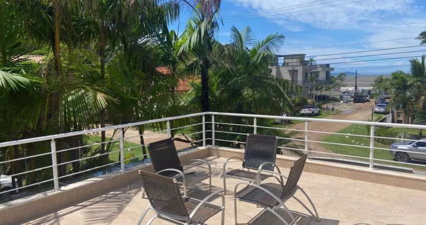 SOBRADO DENTRO DE CONDOMINIO COM 4 SUÍTES NA PRAIA DA LAGOINHA