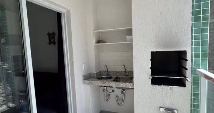 APARTAMENTO COM 1 SUÍTE NA PRAIA GRANDE.