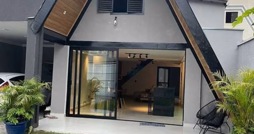 CASA MODERNA MOBILIADA COM 4 DORMITÓRIOS NO ITAGUÁ.