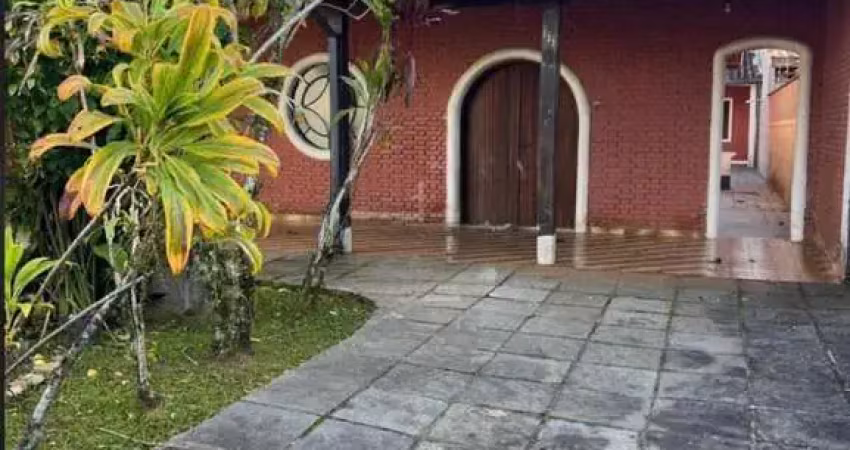 Casa térrea mobiliada com 4 dormitórios e edícula no parque vivamar