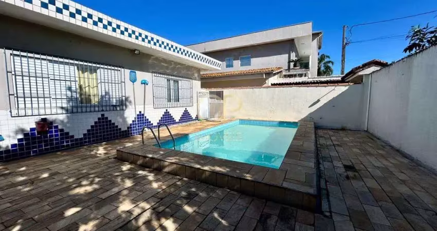 Casa com 3 quartos, balneário maracanã, praia grande - r$ 850 mil
