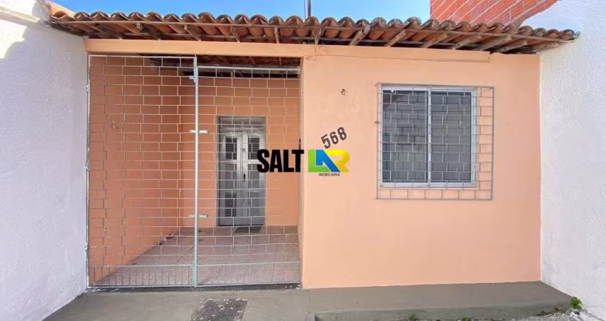 Casa com 3 dormitórios à venda, 70 m² por R$ 250.000,00 - Itaperi - Fortaleza/CE