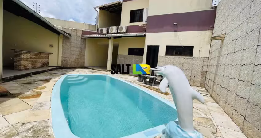 Casa com 3 dormitórios à venda, 280 m² por R$ 630.000 - Passaré - Fortaleza/CE