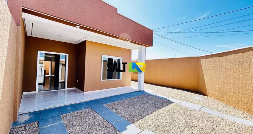 Casa com 3 dormitórios à venda, 93 m² por R$ 350.000 - Aquiraz - Aquiraz/CE