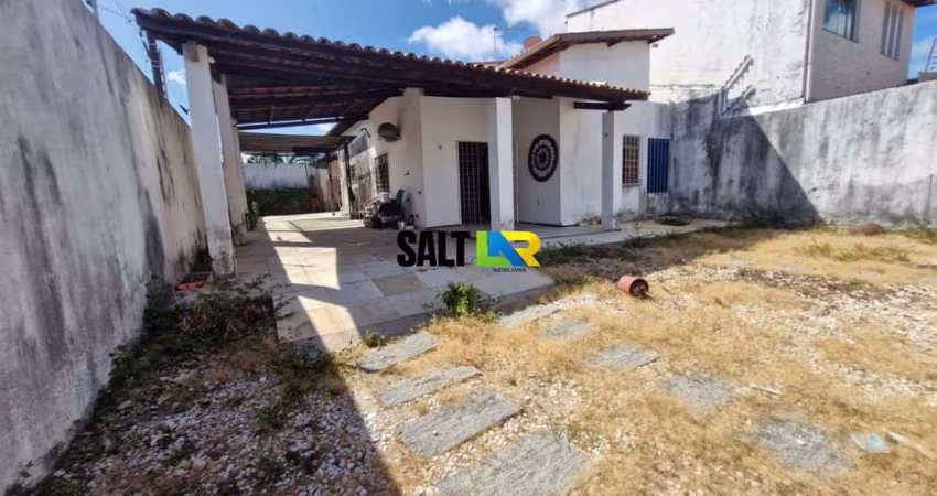Casa com 2 dormitórios à venda, 200 m² por R$ 900.000,00 - Messejana - Fortaleza