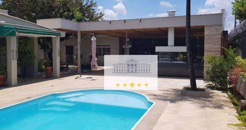 Casa com 6 dormitórios à venda, 650 m² por R$ 1.600.000,00 - Jardim Brasília - Araçatuba/SP
