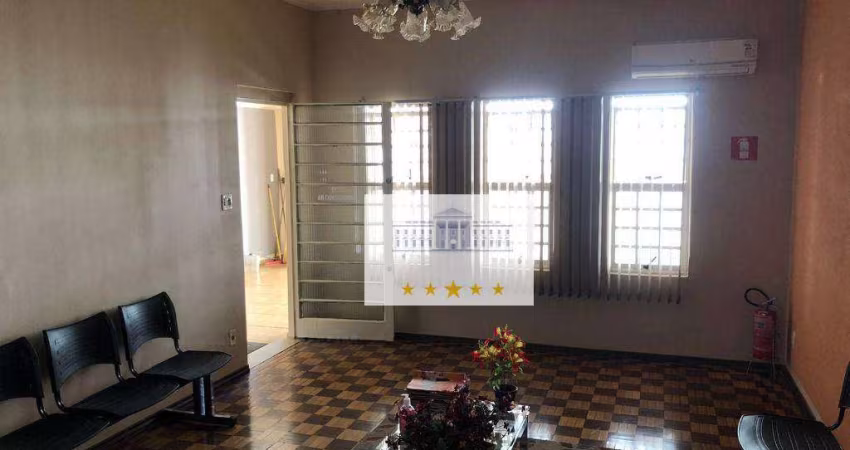 Casa com 3 dormitórios, 242 m² - venda por R$ 750.000,00 ou aluguel por R$ 3.500,00/mês - Planalto - Araçatuba/SP