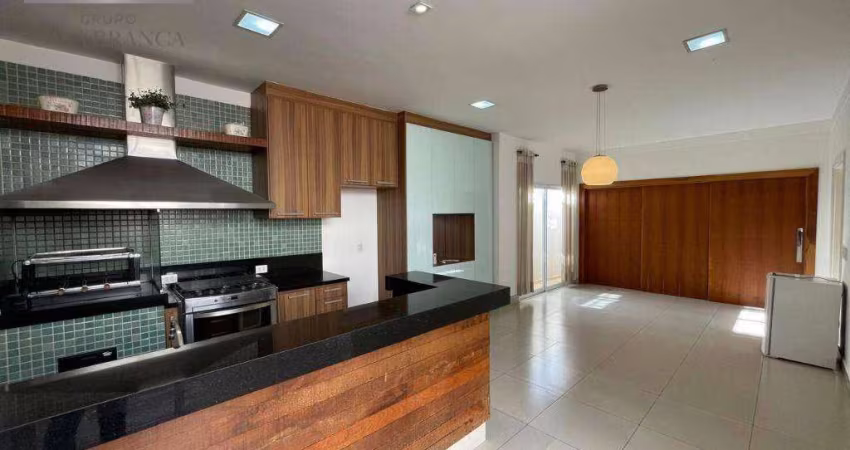 Sobrado com 3 dormitórios à venda, 212 m² por R$ 780.000,00 - São Joaquim - Araçatuba/SP