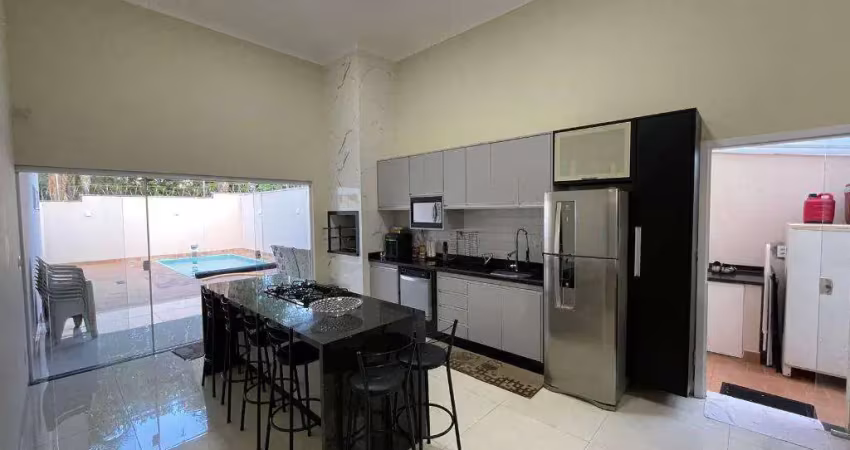 Encantadora casa a venda: conforto e elegancia em condominio fechado com 3 quartos