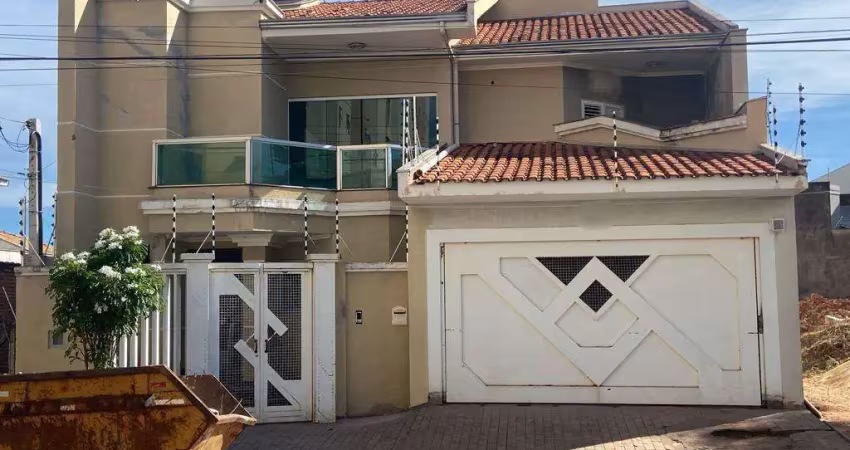 Casa com 3 quartos à venda no Icaray, Araçatuba 
