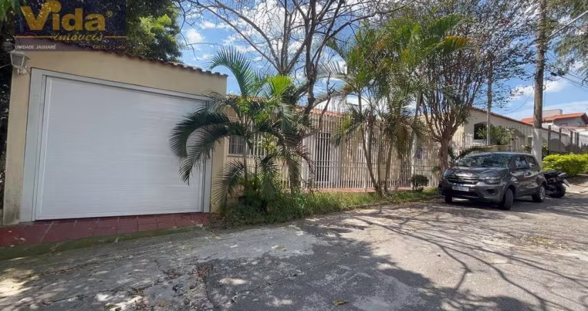 Casa Térrea à Venda em Parque Continental - 4 Dormitórios