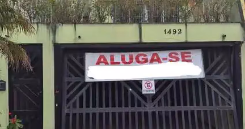 Casa com 3 quartos para alugar na Avenida Gen. Mac Arthur, Vila Lageado, São Paulo