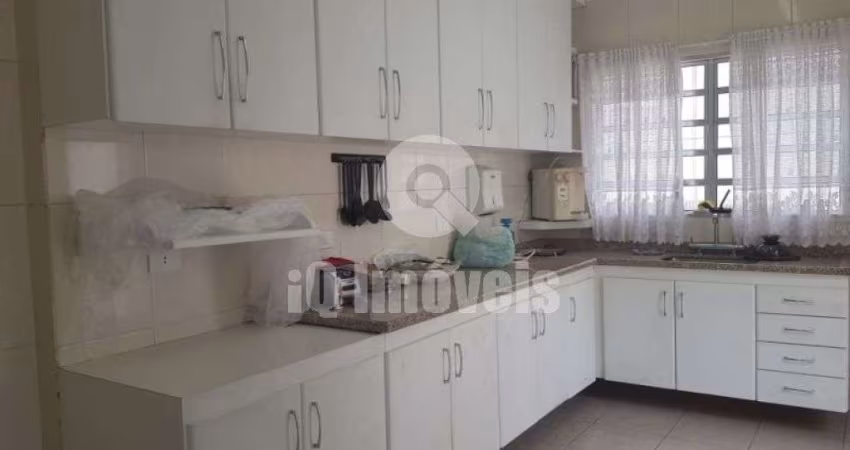 Sobrado Residencial, no Alto da Lapa, c/ 400 mts 2 suites + 2 dormitórios 4 vagas, c/quintal