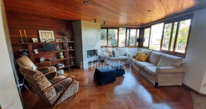 Sobrado a venda, Perdizes. 399 m², 4 dormitórios, 2 suítes, 3 vagas, R$ 3.250.000