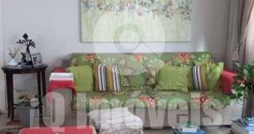 Apartamento com130 mts, 3 dotmitórios e 2 vagas