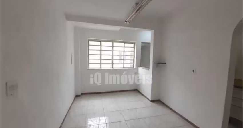 Sobrado a venda, Lapa, 130 m², 2 dormitórios, 1 vaga, R$ 850.000