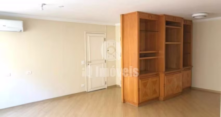 Apartamento Jardim Paulista,110m²,3 dormitórios,1 suíte com 2 vagas de garagem.