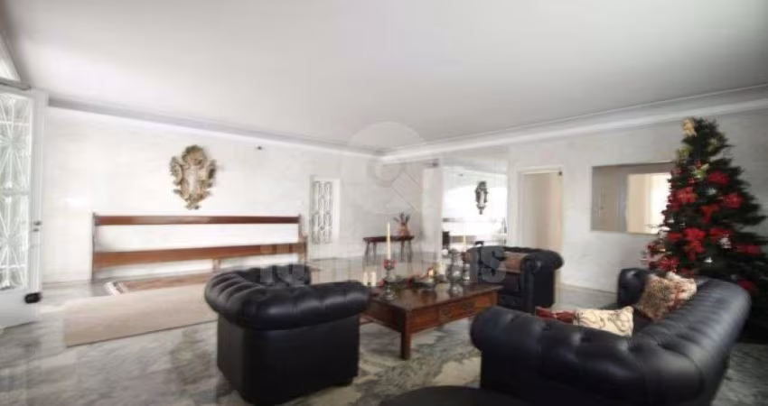 Higienópolis 399m² de área útil 4 suítes 2 vagas de garagem