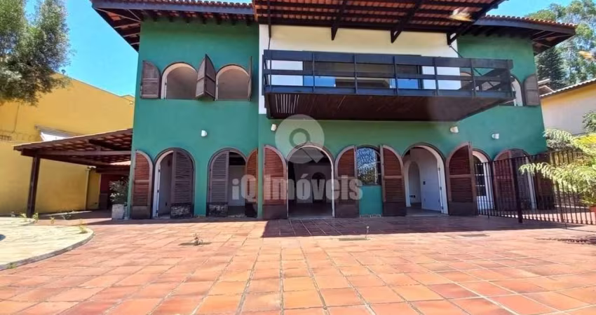 Casa a venda Morumbi, 540 metros, 4 suítes, 6 vagas.