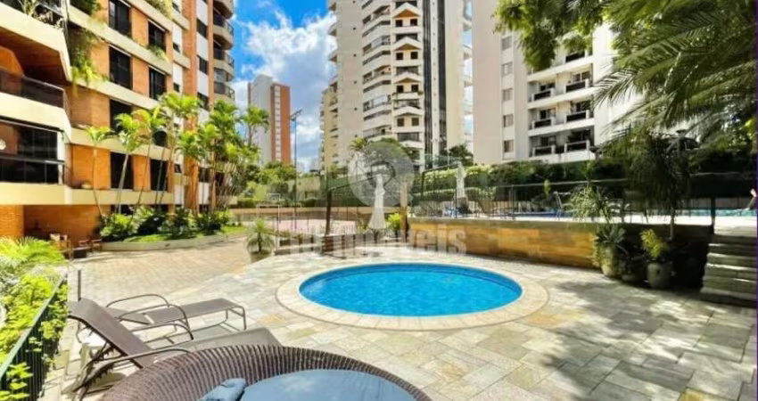 Apartamento todo reformado de 276 m² uteis (493 m² total) com projeto de marcenaria sob medida