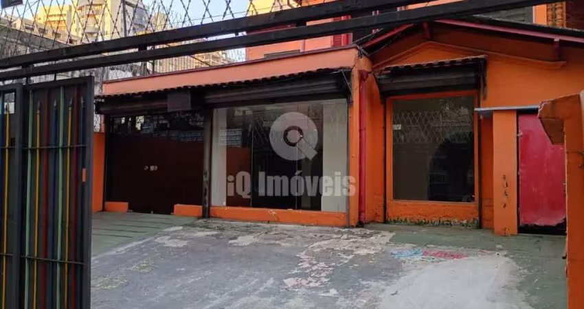 Casa assobradada para venda/locação, 250 metros, 11 salas, 4 vagas.