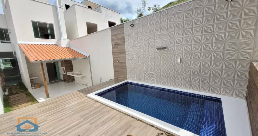 Casa geminada no bairro Fontes em Ipatinga