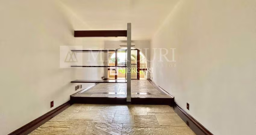 Apartamento com Sacada na Praia da Enseada, Guarujá - Região Central Park