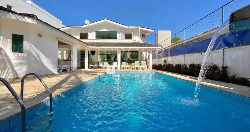 Casa no Guarujá, Condomínio Fechado, Jardim Acapulco,, 4 quartos (4 suítes) à venda