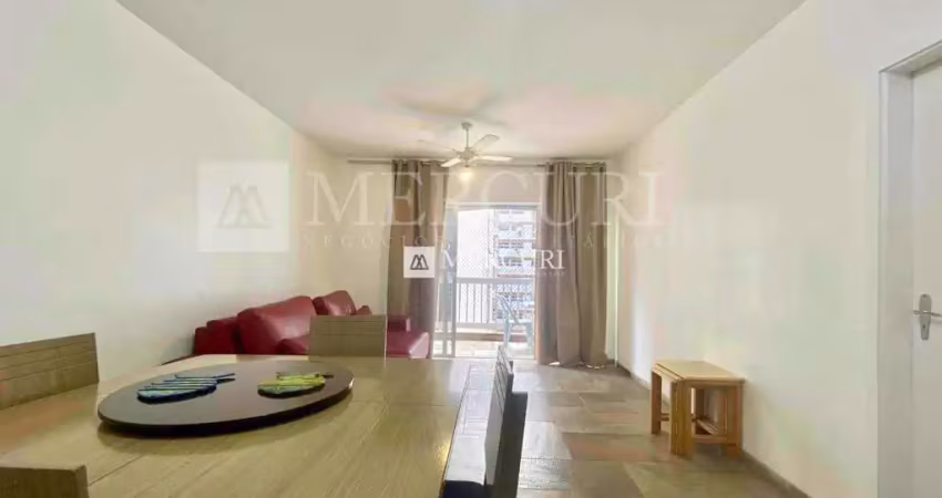 Apartamento no guarujá, praia das pitangueiras, 2 quartos e sacada com vista para o mar.
