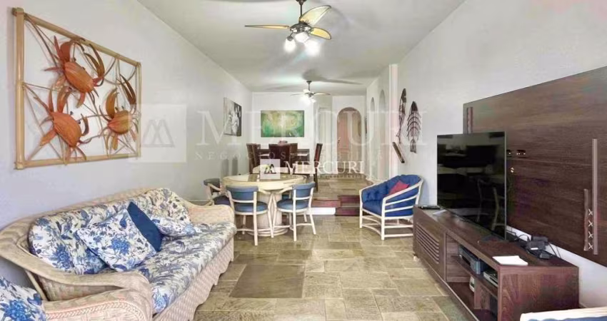 Apartamento no Guarujá, Enseada, Espaçoso com Sacada