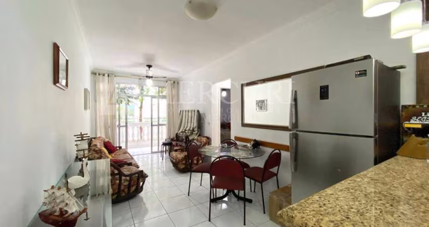 Apartamento no Guarujá, Enseada, 2 Quartos, Cozinha Americana.