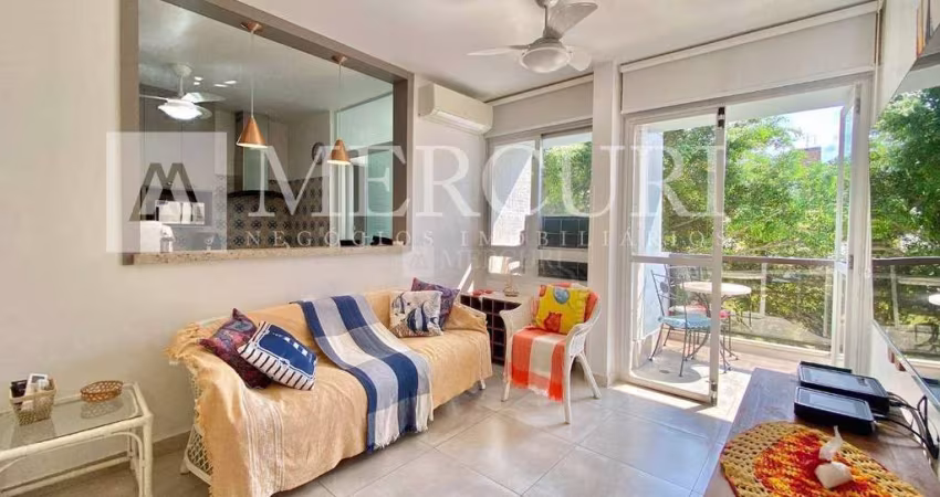 Apartamento no Guarujá, Enseada, Prédio com Lazer, 2 Quartos