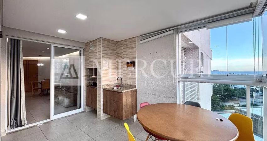 Apartamento no Guarujá, Enseada, Varanda Gourmet com Vista Mar e Área Verde.