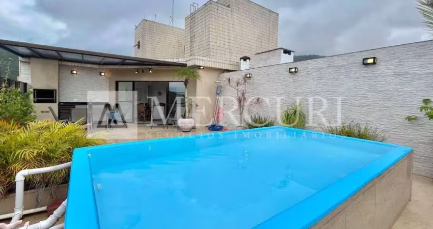 Cobertura no Guarujá, Enseada, piscina e churrasqueira privativa, 4 quartos - Mercuri Imóveis Guarujá.