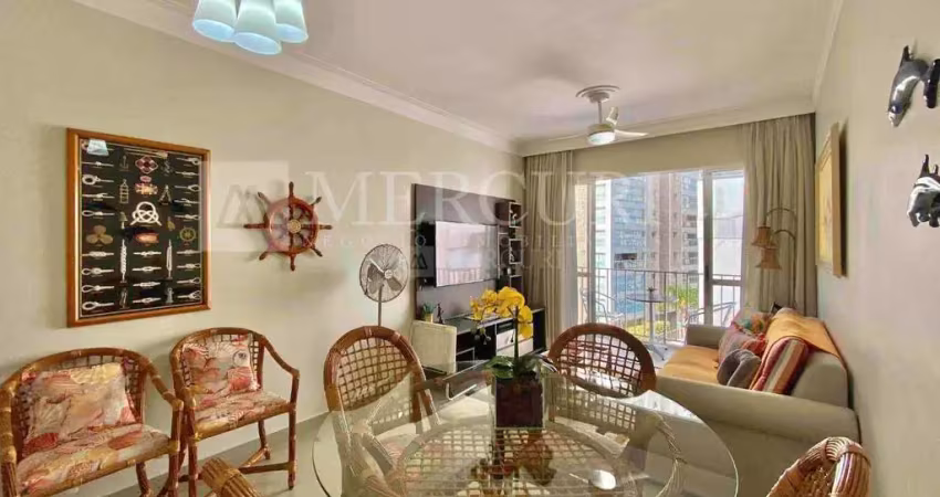 Apartamento no guarujá, enseada, 1 quartos, sala para 2 ambientes e sacada com vista para o mar - mercuri imóveis - imobiliária no guarujá
